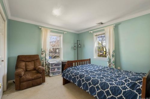 47 Washington Ave, Crotonville NY  10562-5520 exterior