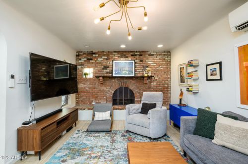 1809 17 Ave, Phoenix AZ 85027-5308 exterior