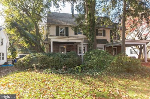 616 Boyer Rd, Cheltenham, PA 19012-1610