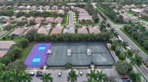 10549 Royal Caribbean Cir, Boynton Beach FL  33437-4285 exterior