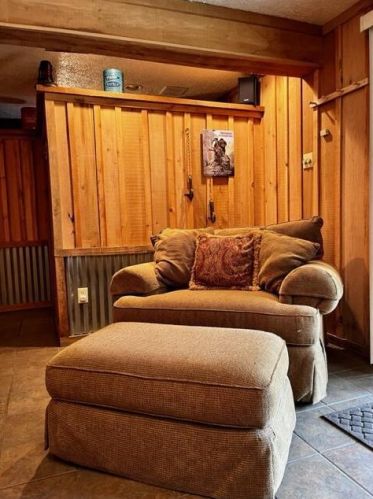 24480 Bushby Rd, Laurelville OH  43152-9712 exterior