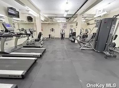 89-15 Parsons Blvd, Jamaica NY  11432-1044 exterior