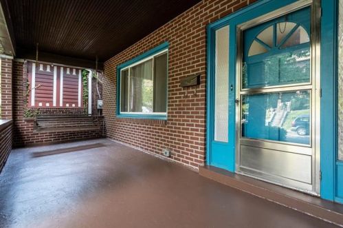404 Lenox Ave, Pittsburgh, PA 15221-4324