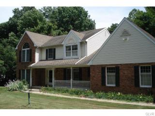 5962 Shady Ln, Nazareth PA  18064-8643 exterior