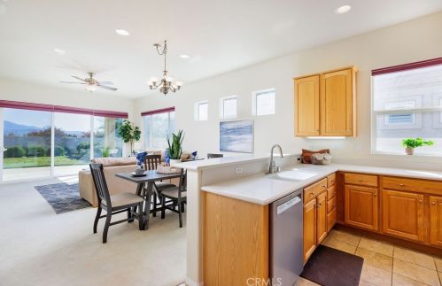 1007 Coto De Caza Ct, Beaumont CA  92223-8522 exterior