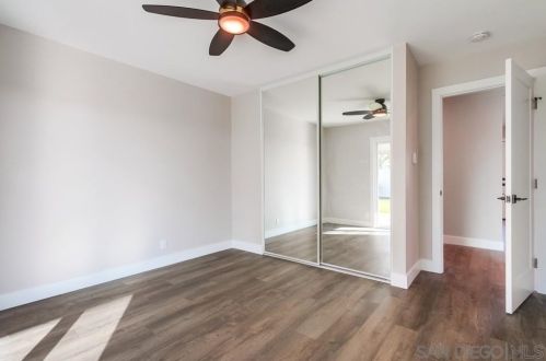 250 Delphinium St, Encinitas CA  92024-3303 exterior