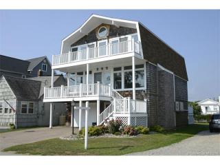 91 Jupiter Point Rd, Groton, CT 06340-6016