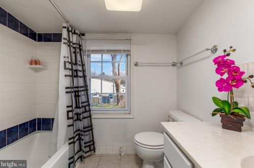 19 Hosier St, Selbyville DE  19975-9300 exterior