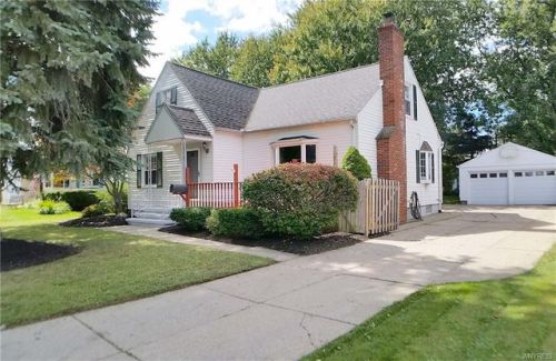 3454 Dickens Rd, Buffalo NY  14219-2240 exterior