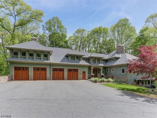 21 Cora Ln, Chester, NJ 07930-2708