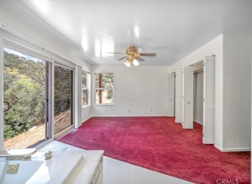 45100 Carmel Vly Rd, Greenfield CA  93927-9757 exterior