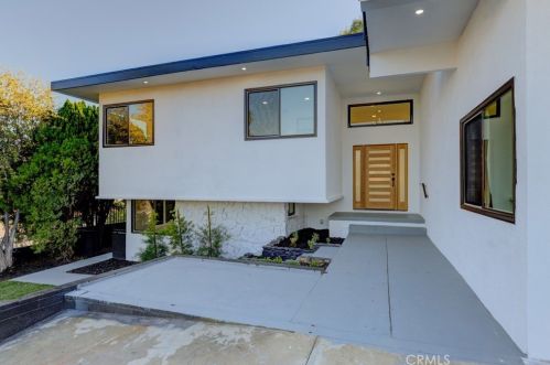 2146 Toscanini Dr, Rancho Palos Verdes CA  90275-1420 exterior