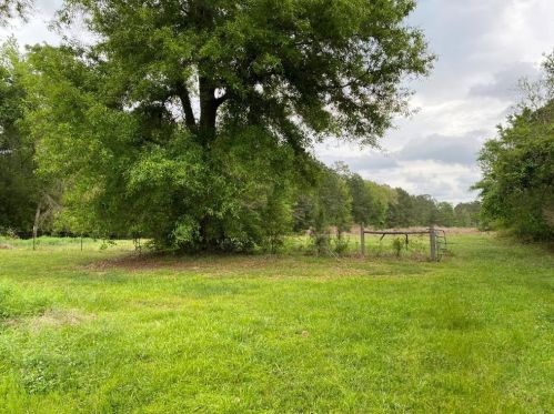 275 Thomas Rd, Beaumont TX 77706-4616 exterior