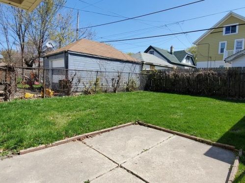 4250 26th St, Milwaukee WI  53221-2284 exterior