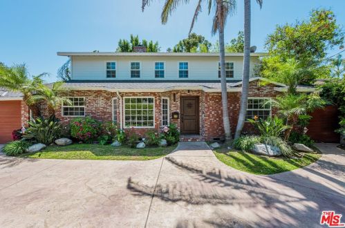 13230 Hesby St, Van Nuys, CA 91423-2112