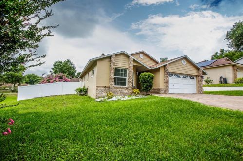 9108 Queen Elizabeth Ct, Orlando, FL 32818-6937
