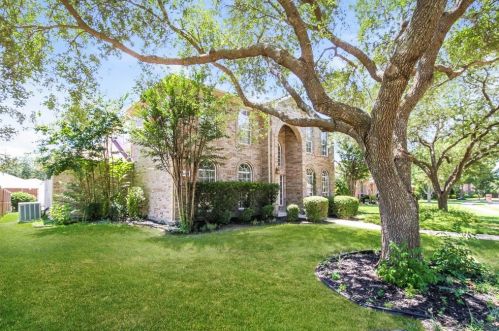 1008 Mark Twain Dr, Allen TX  75002-5735 exterior