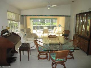 3120 Andorra Ct, Naples FL  34109-1385 exterior