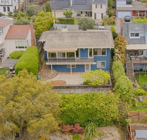 1933 Asilomar Dr, Oakland CA  94611-2309 exterior