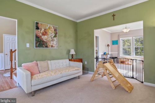 436 Spyglass Hill Dr, Charles Town WV  25414-4053 exterior