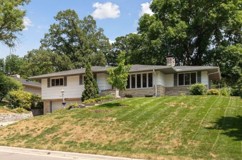 6229 Hansen Rd, Minneapolis, MN 55436-2571