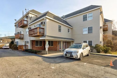 20 Daly St, Stamford CT  06902-3839 exterior