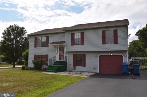 206 Dudley Pl, New Castle, DE 19720-4762