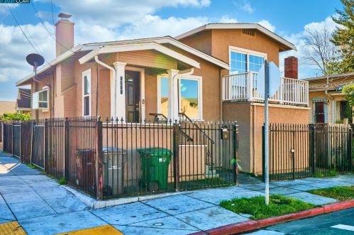 2698 78th Ave, Oakland, CA 94605-3206