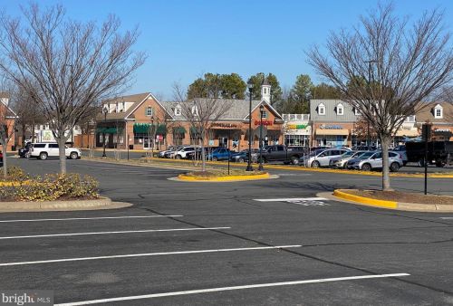 15480 Championship Dr, Haymarket VA  20169-6107 exterior