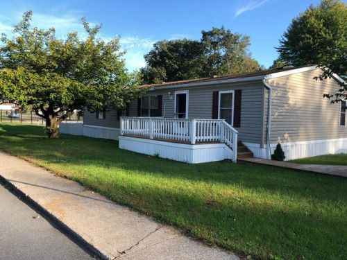 3471 Lil Wolf Dr, Orefield, PA 18069-2141