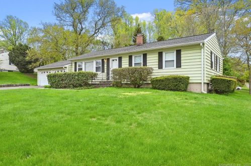 57 Jerome Ave, Bridgeport, CT 06611-3742