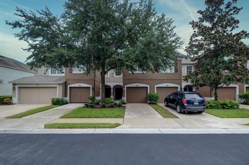 4918 Chatham Gate Dr, Riverview, FL 33578-2100