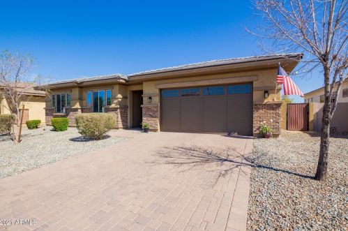 5283 Joshua Tree Ln, Gilbert, AZ 85298-8504