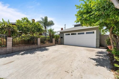 21905 Dablon Ave, Long Beach, CA 90745-2340