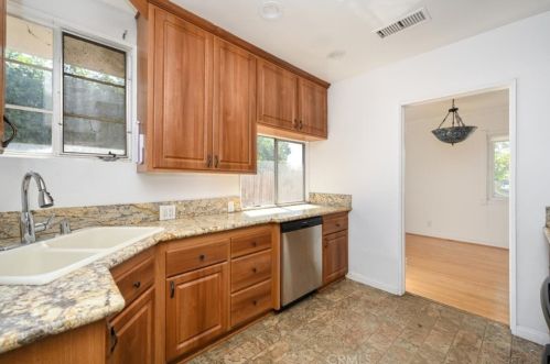 4620 Graywood Ave, Long Beach CA  90808-1022 exterior