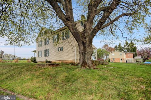 148 Reinholds Rd, Swartzville PA  17569-9654 exterior