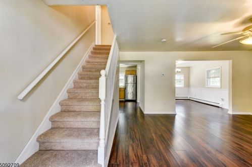 12 4th St, Wantage NJ  07461-2512 exterior