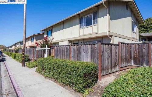 17 Paseo Grande, San Lorenzo, CA 94580-1766