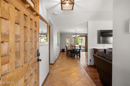 5230 Winchcomb Dr, Scottsdale AZ  85254-2936 exterior