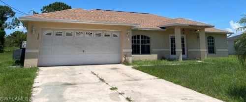629 Dauphine Ave, Lehigh Acres, FL 33974-9686