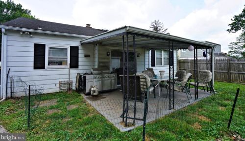 1007 Main St, Lansdale, PA 19446-1938