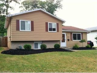 1098 Karen Dr, Akron, OH 44313-5232