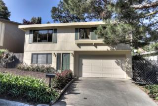 1622 King St, Belmont, CA 94002-3811
