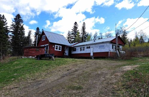 848 Diamond Pond Rd, Columbia NH  03576-5611 exterior