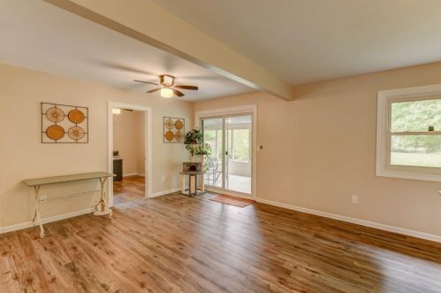 96 Division Rd, Valpo IN  46383-8014 exterior