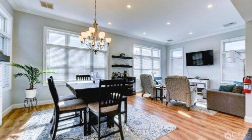 5 Fort Ave, Pelican Island NJ  08751-1512 exterior