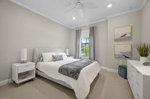 2727 Aviamar Cir, Naples FL 34114-9756 exterior