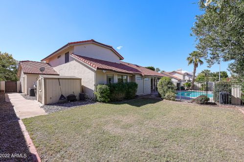 1712 Tulsa St, Chandler AZ  85225-8228 exterior