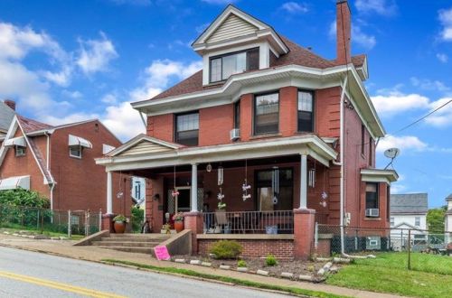 836 Steuben St, Pittsburgh, PA 15220-5615