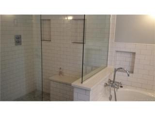 156 Woodrow St, Hartford CT  06107-3061 exterior